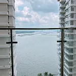 Scenic Country Garden Danga Bay By Lions Bay