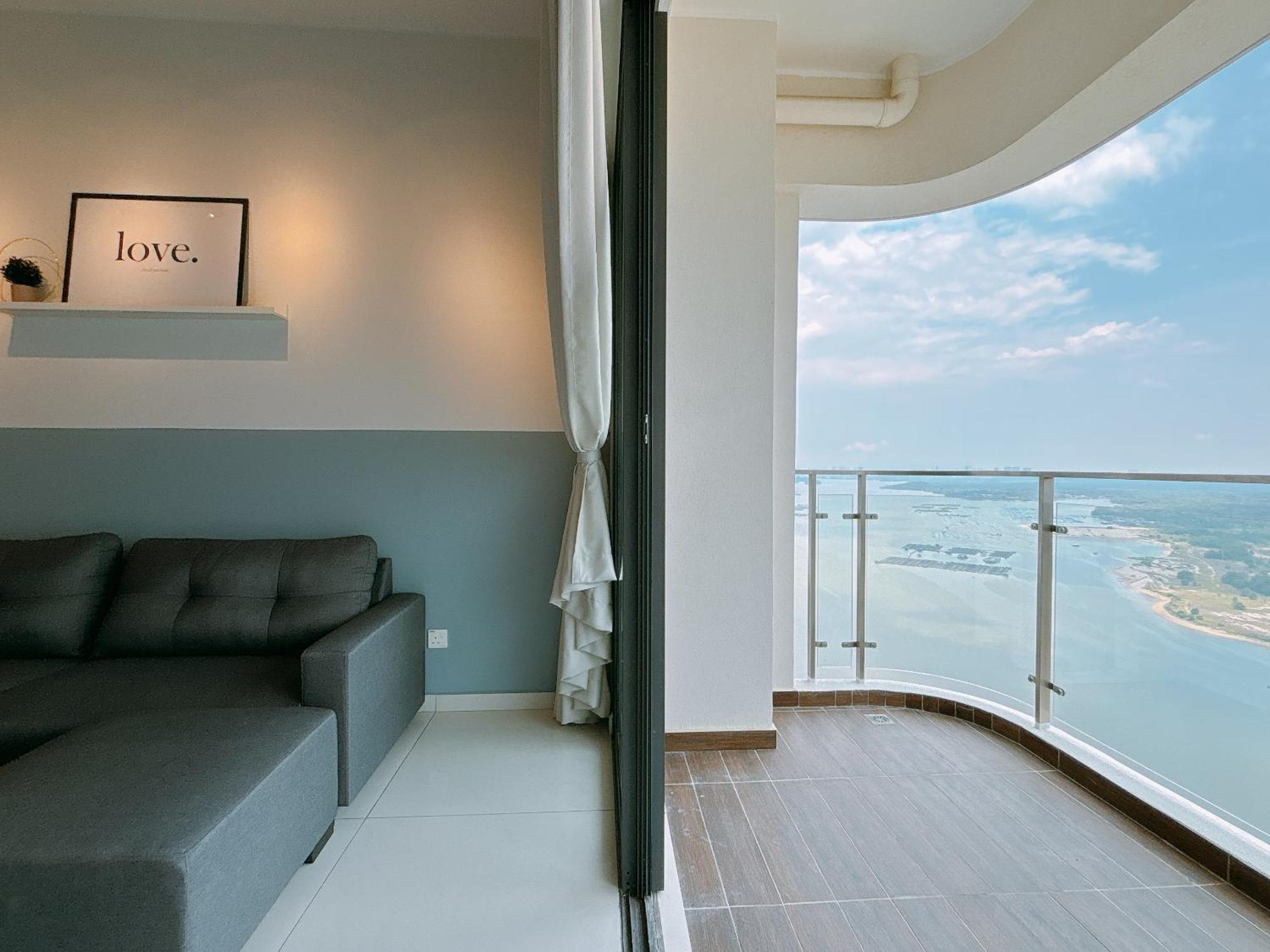 Scenic Country Garden Danga Bay By Lions Bay Apartemen *