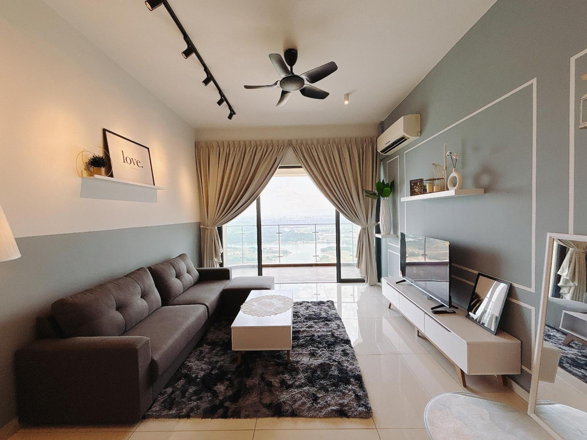 Scenic Country Garden Danga Bay By Lions Bay Apartemen Johor Bahru