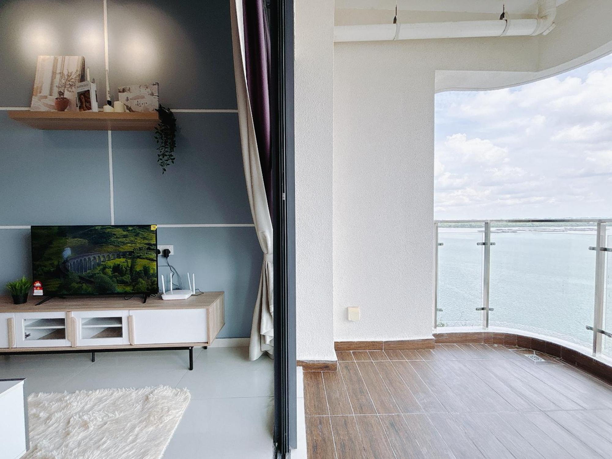 Apartemen Scenic Country Garden Danga Bay By Lions Bay *
