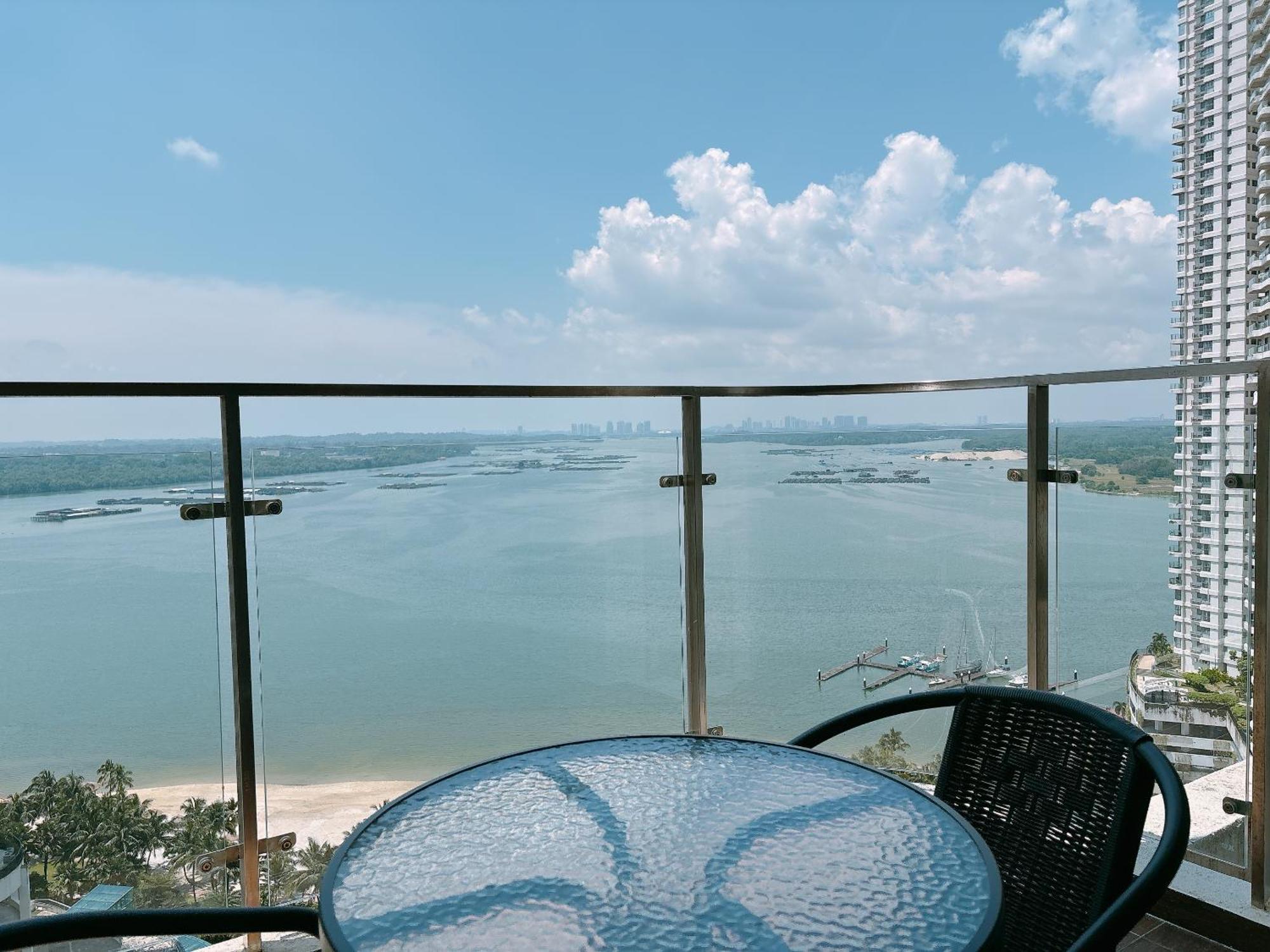 Apartemen Scenic Country Garden Danga Bay By Lions Bay *