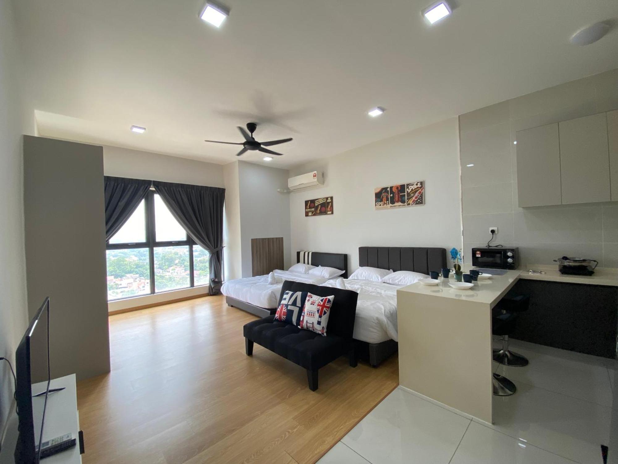 Apartemen Scenic Country Garden Danga Bay By Lions Bay