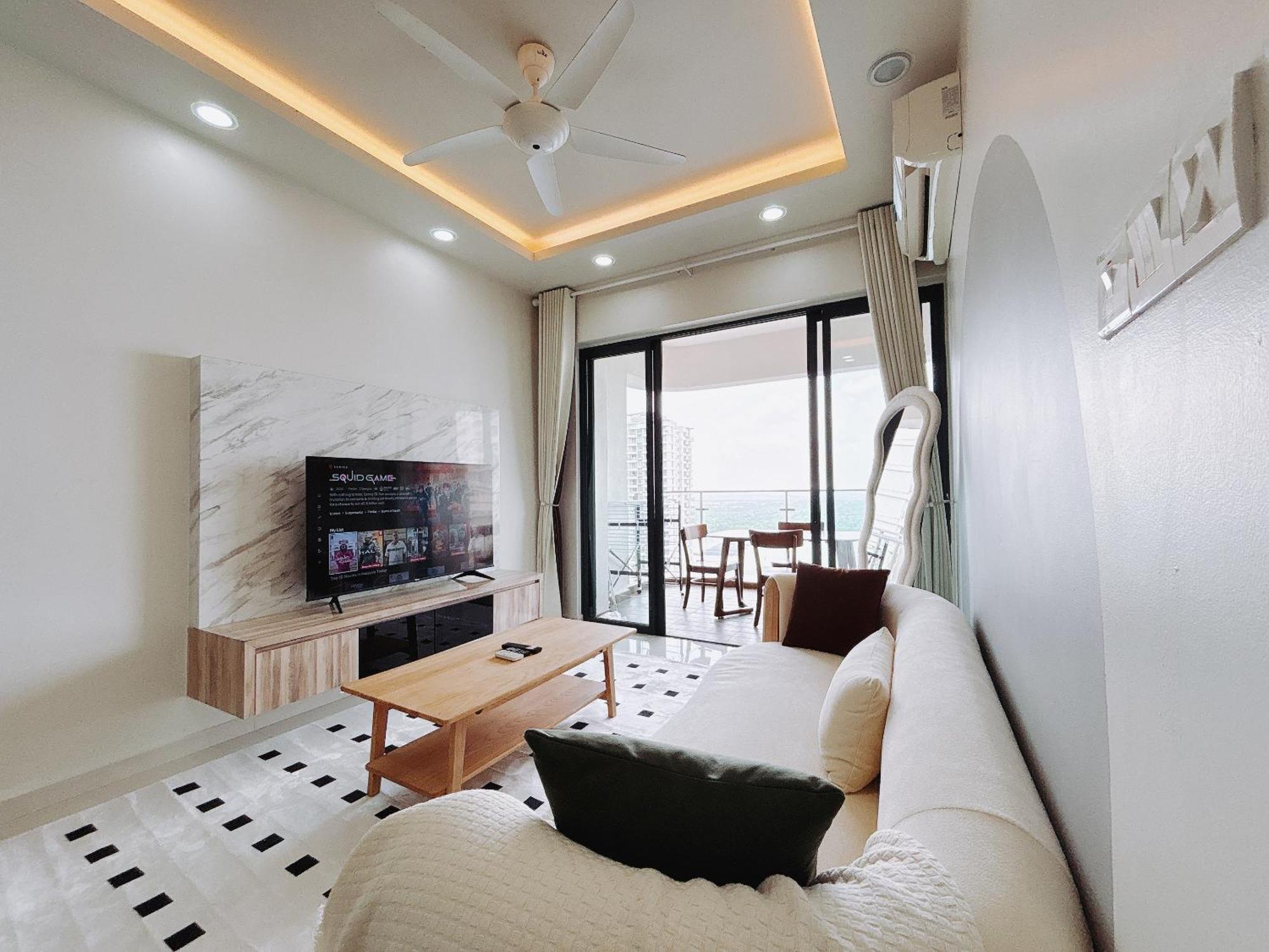 Apartemen Scenic Country Garden Danga Bay By Lions Bay *
